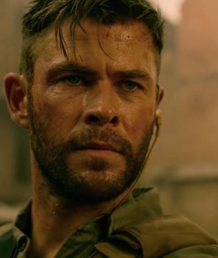 Chris Hemsworth en guerre contre la pègre sur Netflix